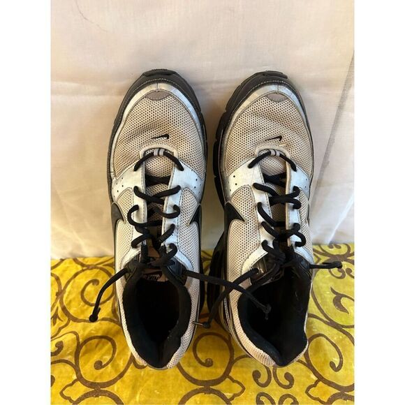 Nike AirMax mens sneakers 13 (3-14-07) scuffs, discoloration - Picture 2 of 6